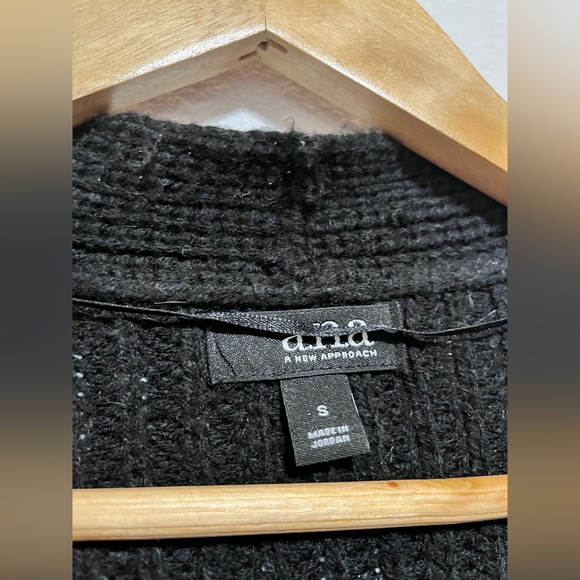 Black knitted cardigan - Picture 2 of 2